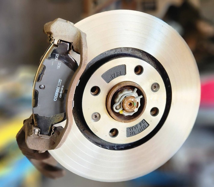 Instalação de Disco de Freio e Pastilha Cerâmica Cobreq na Go Car